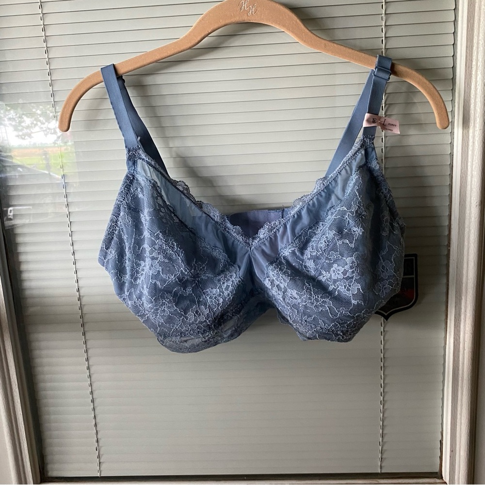 Victoria's Secret Blue Lace Bra